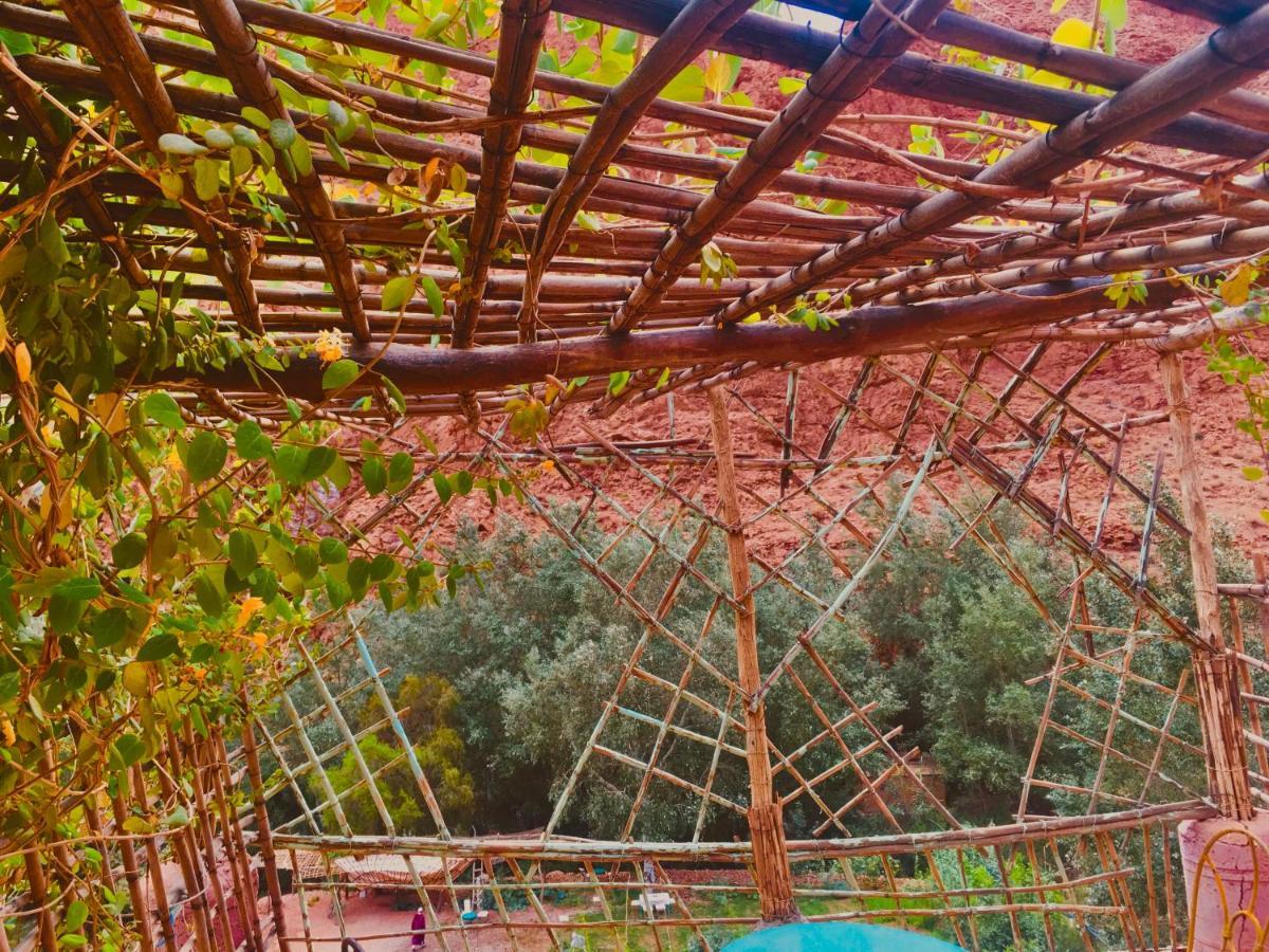 Hotel Panoramique De La Vallee Aït Idaïr 外观 照片