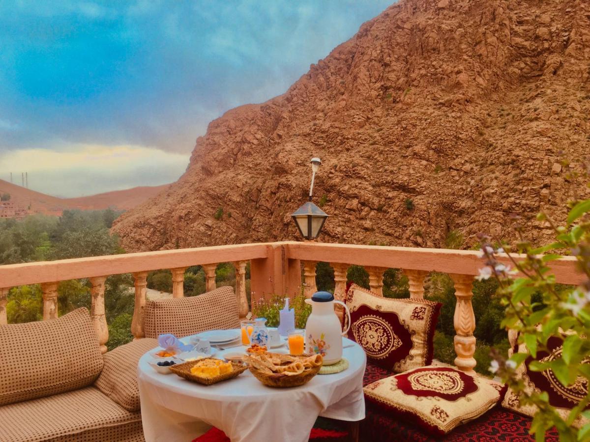 Hotel Panoramique De La Vallee Aït Idaïr 外观 照片