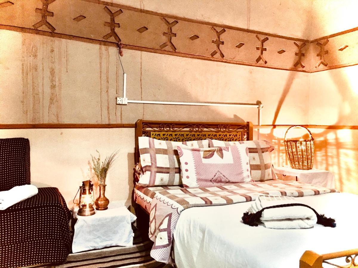 Hotel Panoramique De La Vallee Aït Idaïr 外观 照片