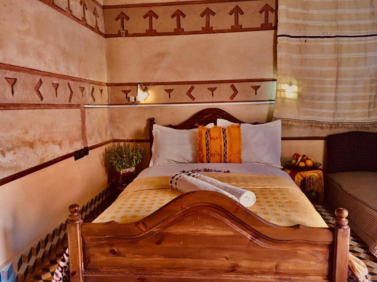 Hotel Panoramique De La Vallee Aït Idaïr 外观 照片