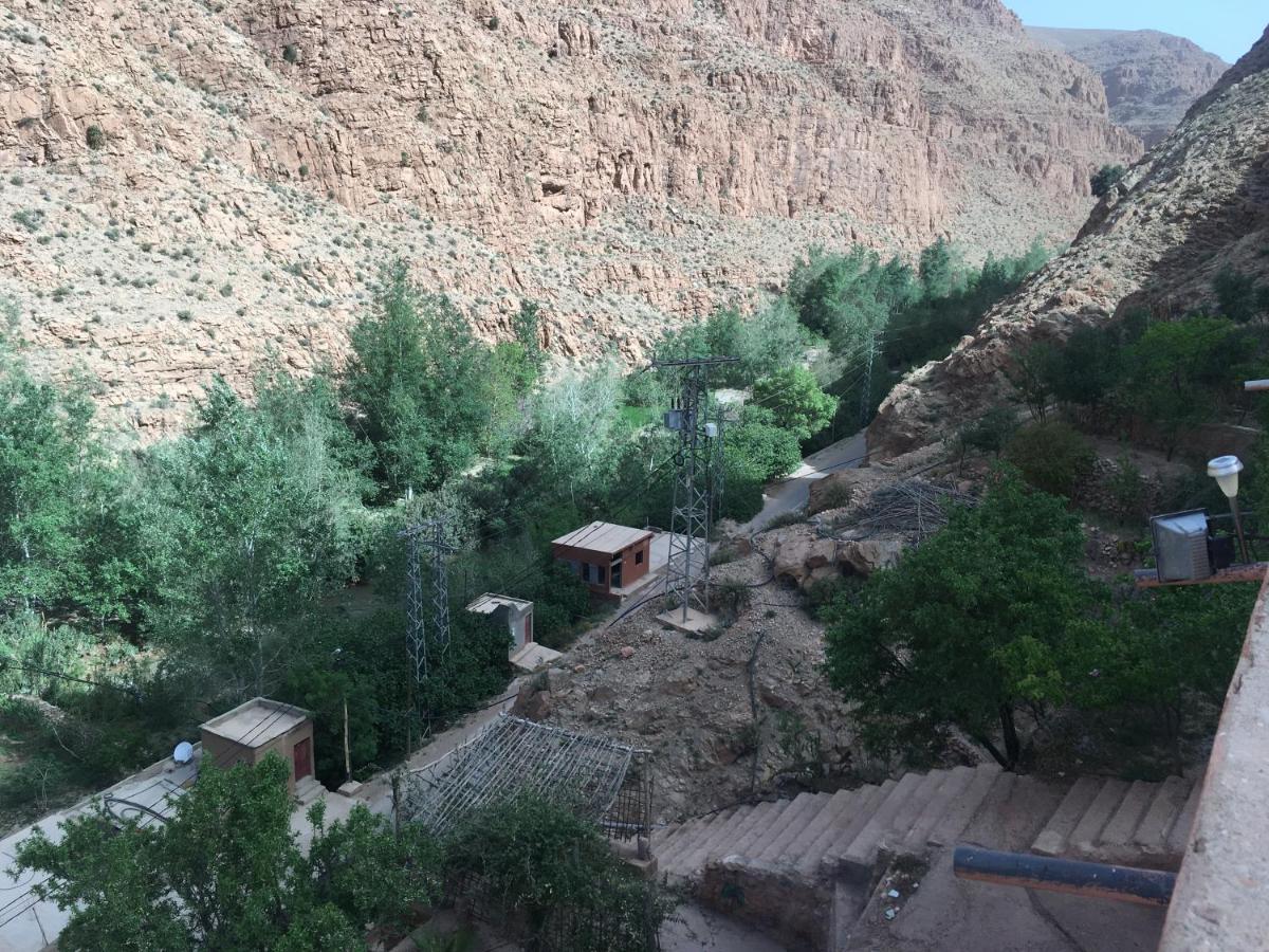 Hotel Panoramique De La Vallee Aït Idaïr 外观 照片