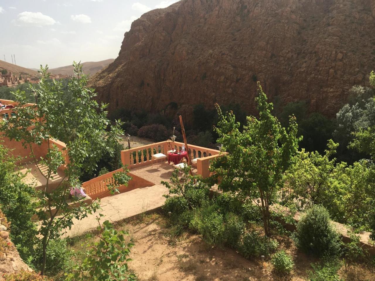 Hotel Panoramique De La Vallee Aït Idaïr 外观 照片